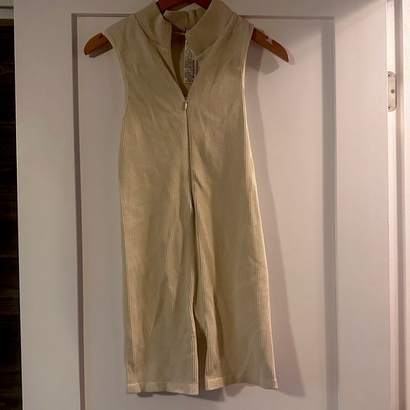 Zara Pants - S Zara Neutral Beige Romper